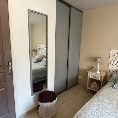 Belle Vue Indépendante Et Cuisine D'été Affittacamere 3*