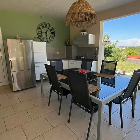 Affittacamere Belle Vue Indépendante Et Cuisine D'été Saint-Paul-et-Valmalle